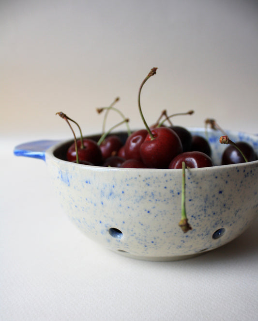 andrea frieling ceramics berry bowl